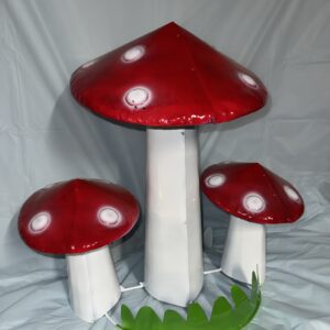Item: 00100382B - 3 Mushrooms - Red